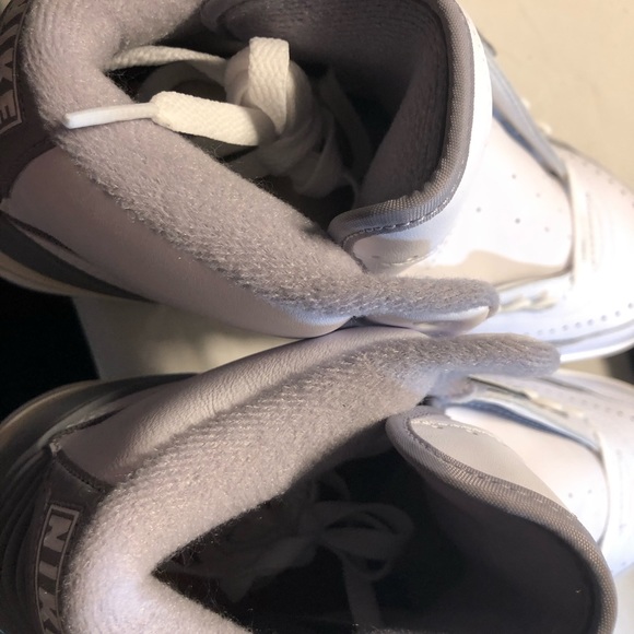 Air Jordan 2 Retro White cement Grey Sail Black Men’s Size 9.5 Women’s 11 New - Picture 9 of 15